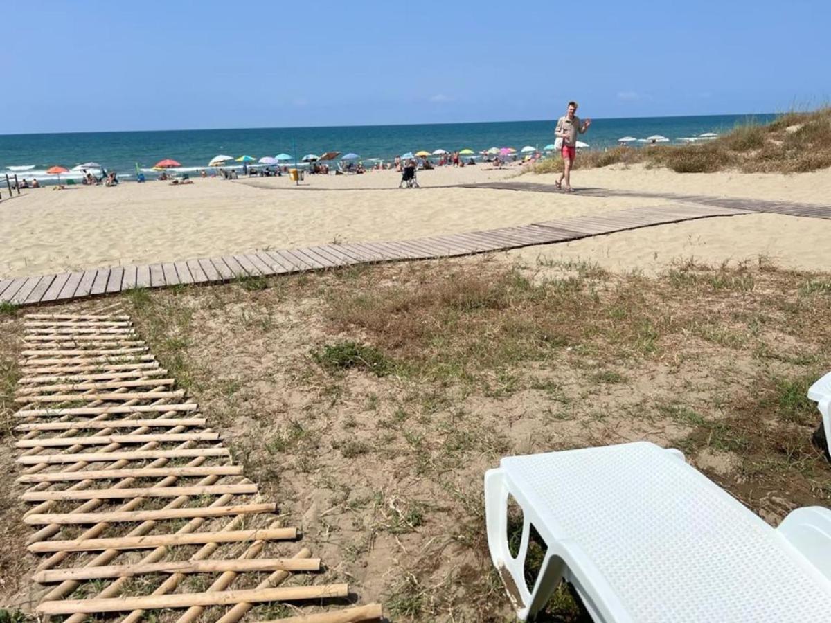 Wohnung Mit Direktem Meerzugang Торваяника Экстерьер фото